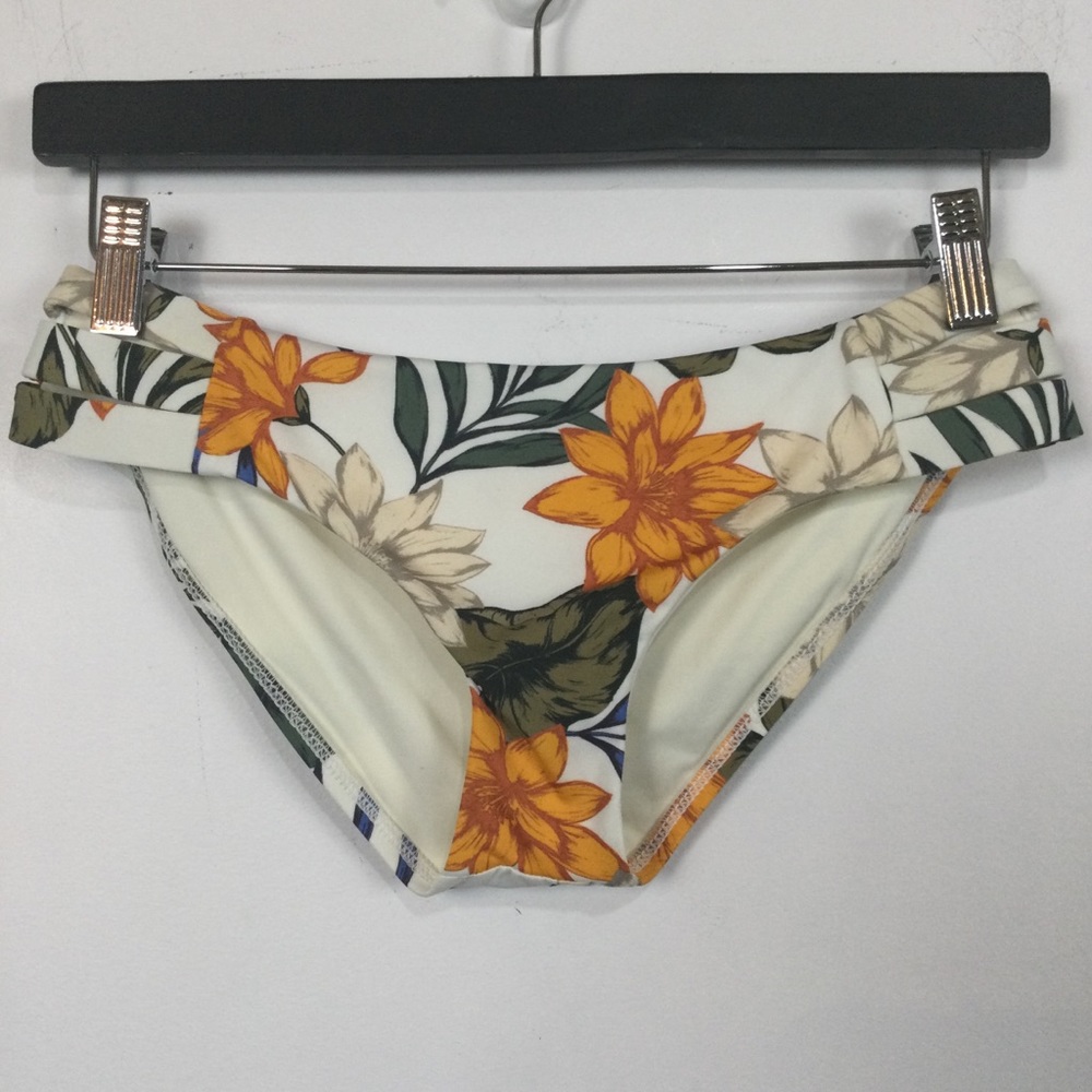 Vitamin A Emelia Floral Swimsuit Bikini Bottoms - Picture 3 of 5